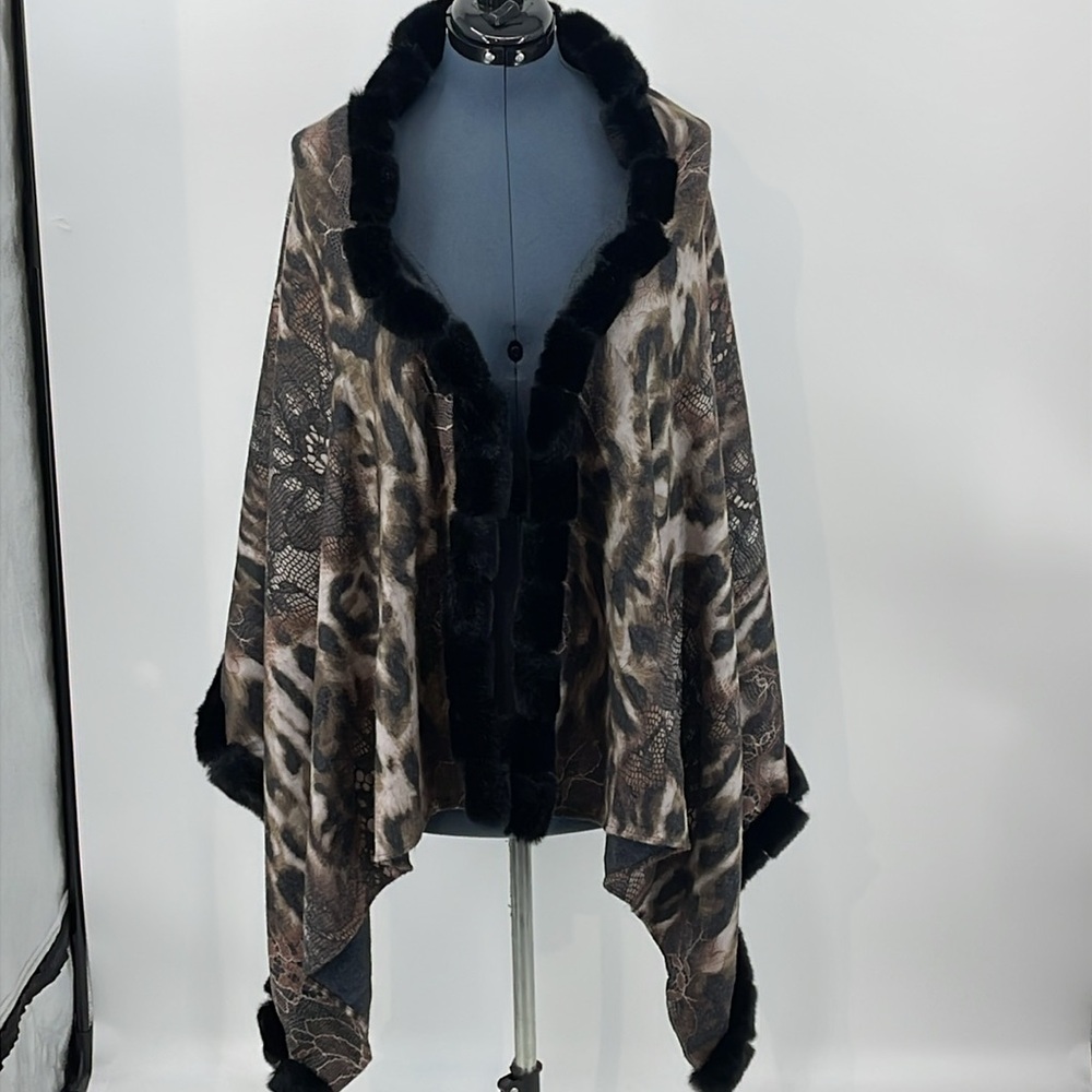 CHICOS NOSZ FUR TRIMMED LEO LACE WRAP. 27”X 70”